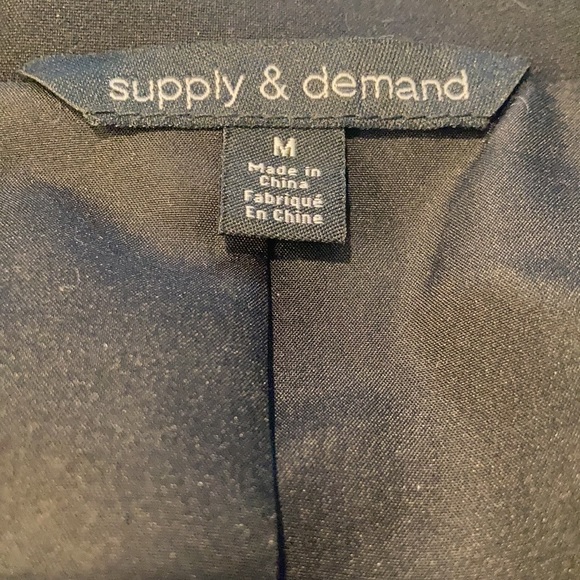 Supply & Demand Open Cold Elbow Black Blazer - Picture 5 of 10